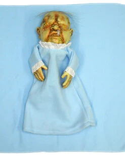 Zombie Baby Handpuppe 7 Zombie Baby Handpuppe -Halloween Dekorations Geschäft baby stinky handpuppe horror baby halloween zombie puppe stinky doll 10001 3