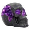 Geode Totenschädel Mit Violettem Gothic Glitter -Halloween Dekorations Geschäft geode totenkopf mit violetten gothic glitzer geode skull with purple gothic glitter 39526 01