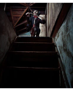 SAW Puppe Billy -Halloween Dekorations Geschäft saw billy puppe originale horrorfilm sammler puppe aus james wans saw lizenzierte horrorpuppe fuer jig saw fans 28972 5