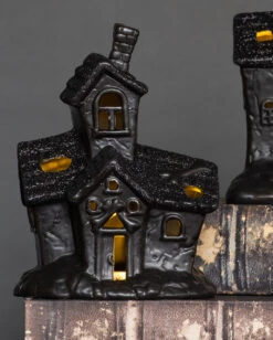 Beleuchtete Grusel Glitzer Geisterhaus Deko -Halloween Dekorations Geschäft scary glitter geisterhaus deko mit led scary glitter light up haunted house halloween spukhaus deko 53048 3