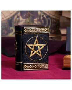 Schwarzes Buch Magischer Sprüche Schmuckschatulle -Halloween Dekorations Geschäft schwarzes buch der zaubersprueche schatulle gothic und wicca deko und geschenkartikel 52219 7