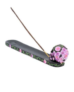 Sugar Skull Mit Blumen Räucherstäbchen Halter 11 Sugar Skull Mit Blumen Räucherstäbchen Halter -Halloween Dekorations Geschäft sugar skull mit flowers raeucherstaebchen halter sugar skull with flowers incense burner 50735 04