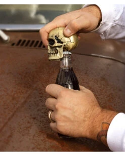 Crack One Open Totenschädel Flaschenöffner 9 Crack One Open Totenschädel Flaschenöffner -Halloween Dekorations Geschäft totenkopf flaschenoeffner totenschaedel flaschenoeffner skull bottle opener halloween homeware 54164 04