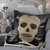 Totenschädel Wendepailletten Kissen Schwarz Gold -Halloween Dekorations Geschäft totenschaedel kissen mit flip pailletten skull flip sequin halloween pillow 39249